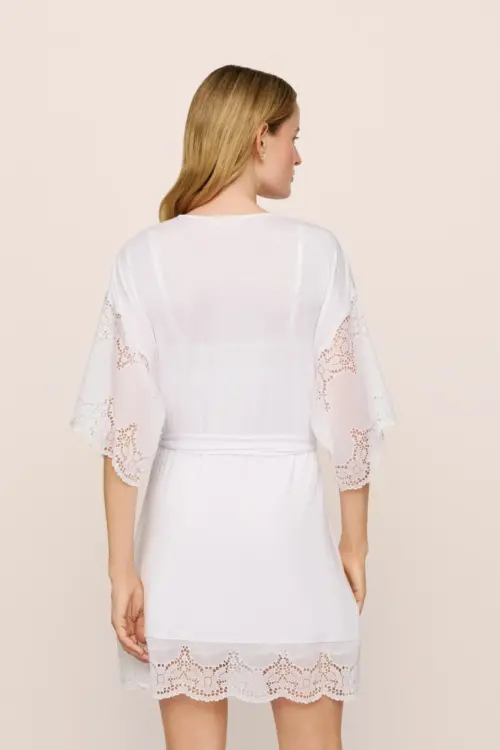 Celestia Lace Robe – White Whisper
