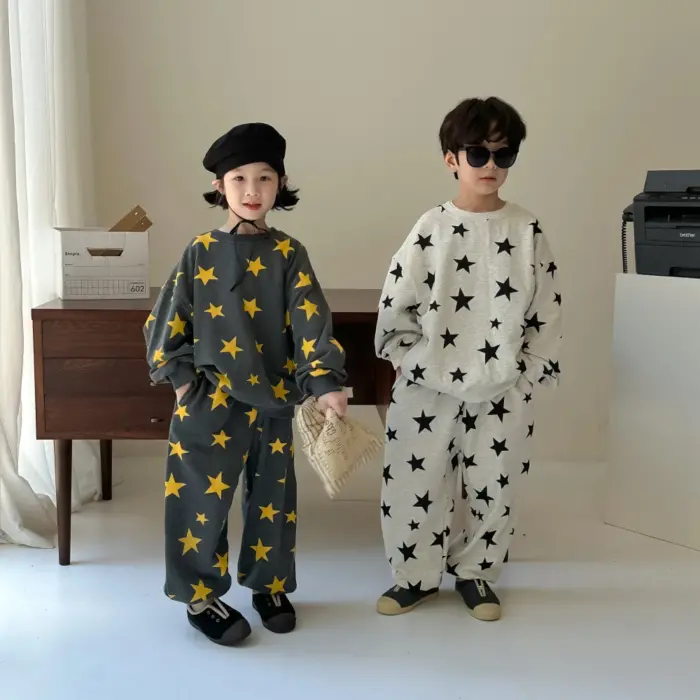 Kids Long-Sleeve Star Print Loungewear Set - Image 3